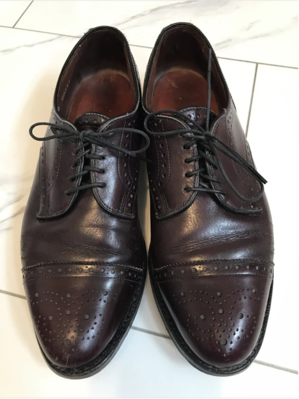 Allen Edmonds Burgundy Leather Lexington Cap Toe Lace Up Oxford Shoes 6.5